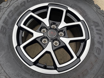 17" Jeep Wrangler Rubicon OEM 95730 9327 wheels rims Gladiator BFG KO2 A/T 33"