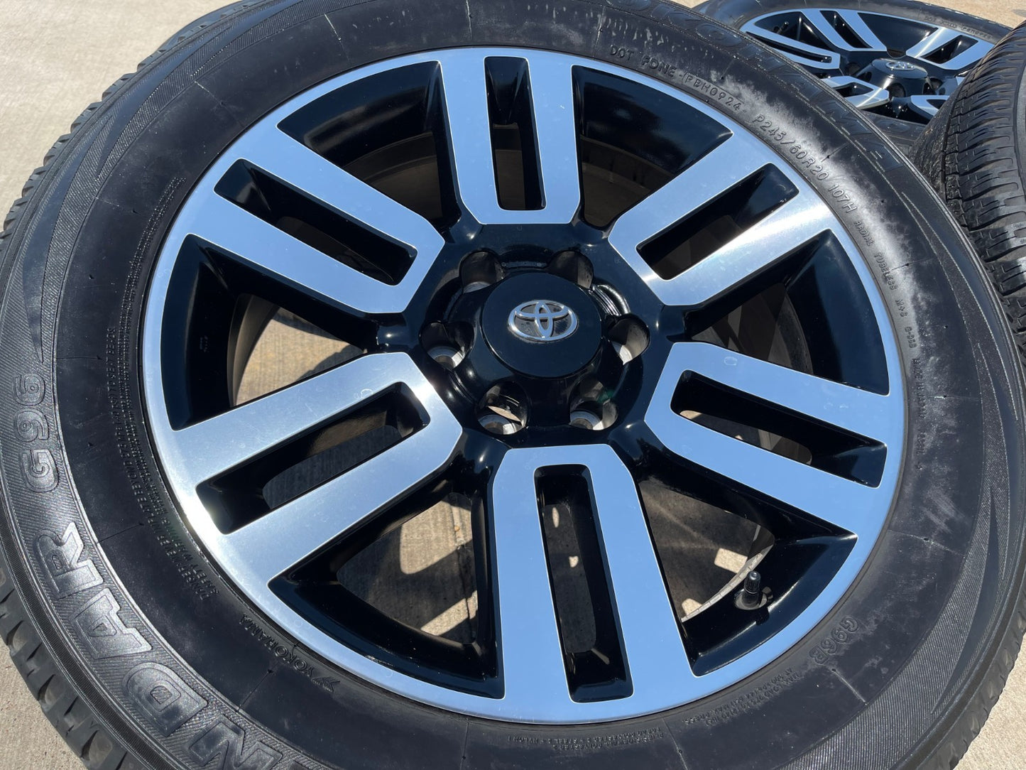 20" Toyota Tacoma 4Runner FJ Cruiser Lexus OEM 69561 wheels rims GREAT DEAL !!!!