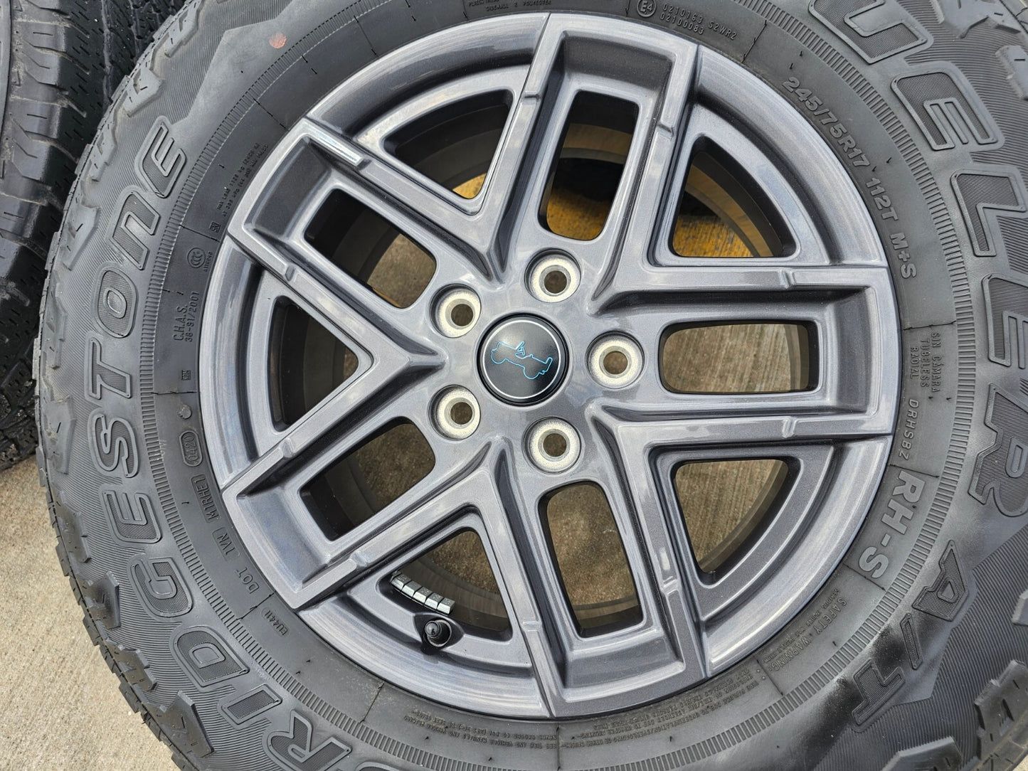 17" Jeep Wrangler Rubicon Sport S OEM wheels rims 51649 Gladiator DUELER A/T