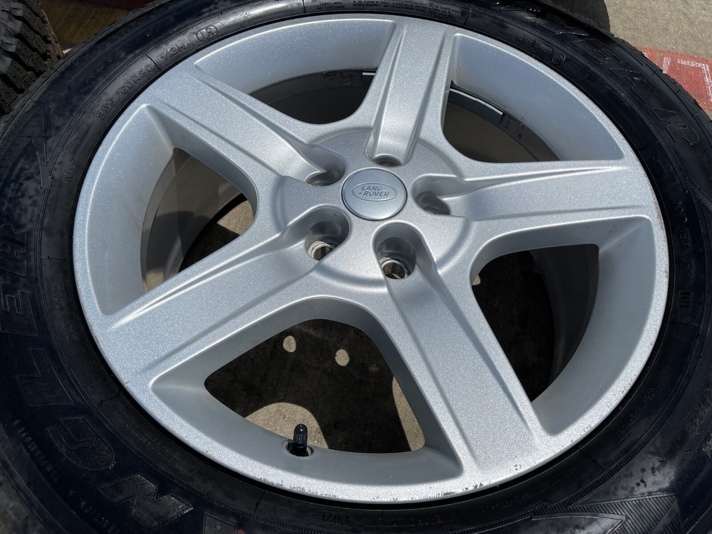 20" Land Rover Defender OEM wheels rims 72352 96980 Range 2023 2024 2025