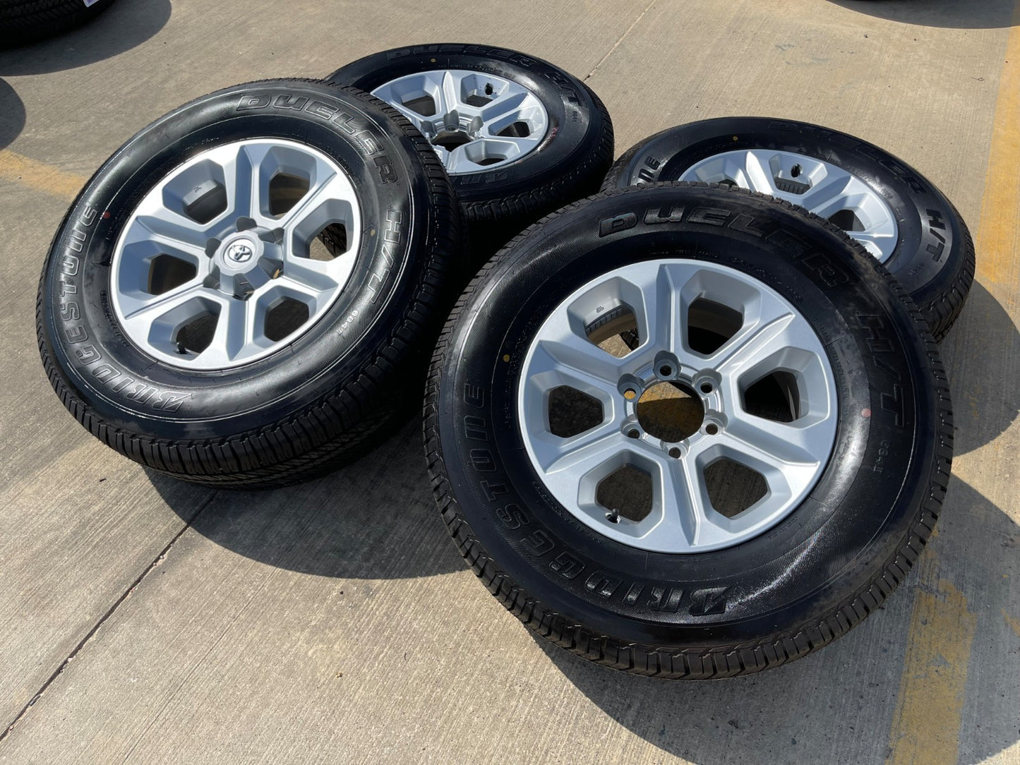 17" 4Runner Toyota Tacoma OEM wheels rims 75153 FJ DUELER H/T NEW