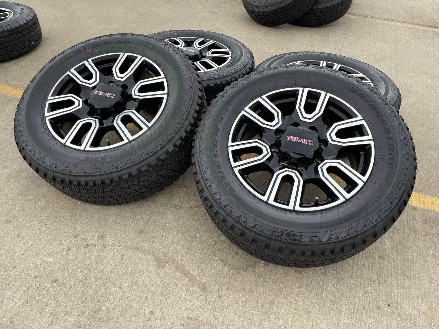 20" GMC Sierra AT4 2500 3500 OEM wheels rims 5950 Silverado 2023 2024 2025 2026