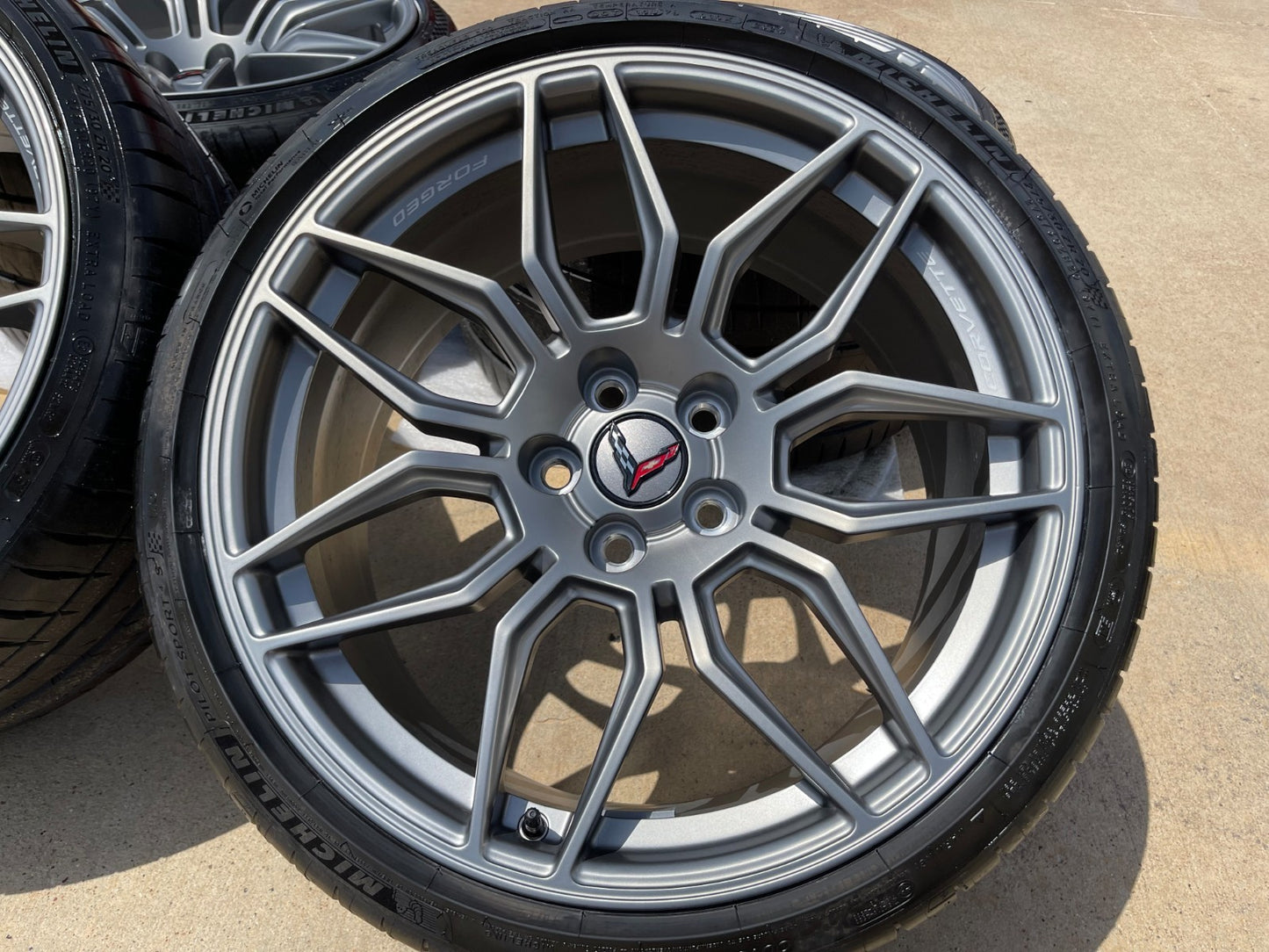 20" + 21" Chevy Corvette Z06 C8 OEM wheels rims 95580 95581 tires MICHELIN NEW