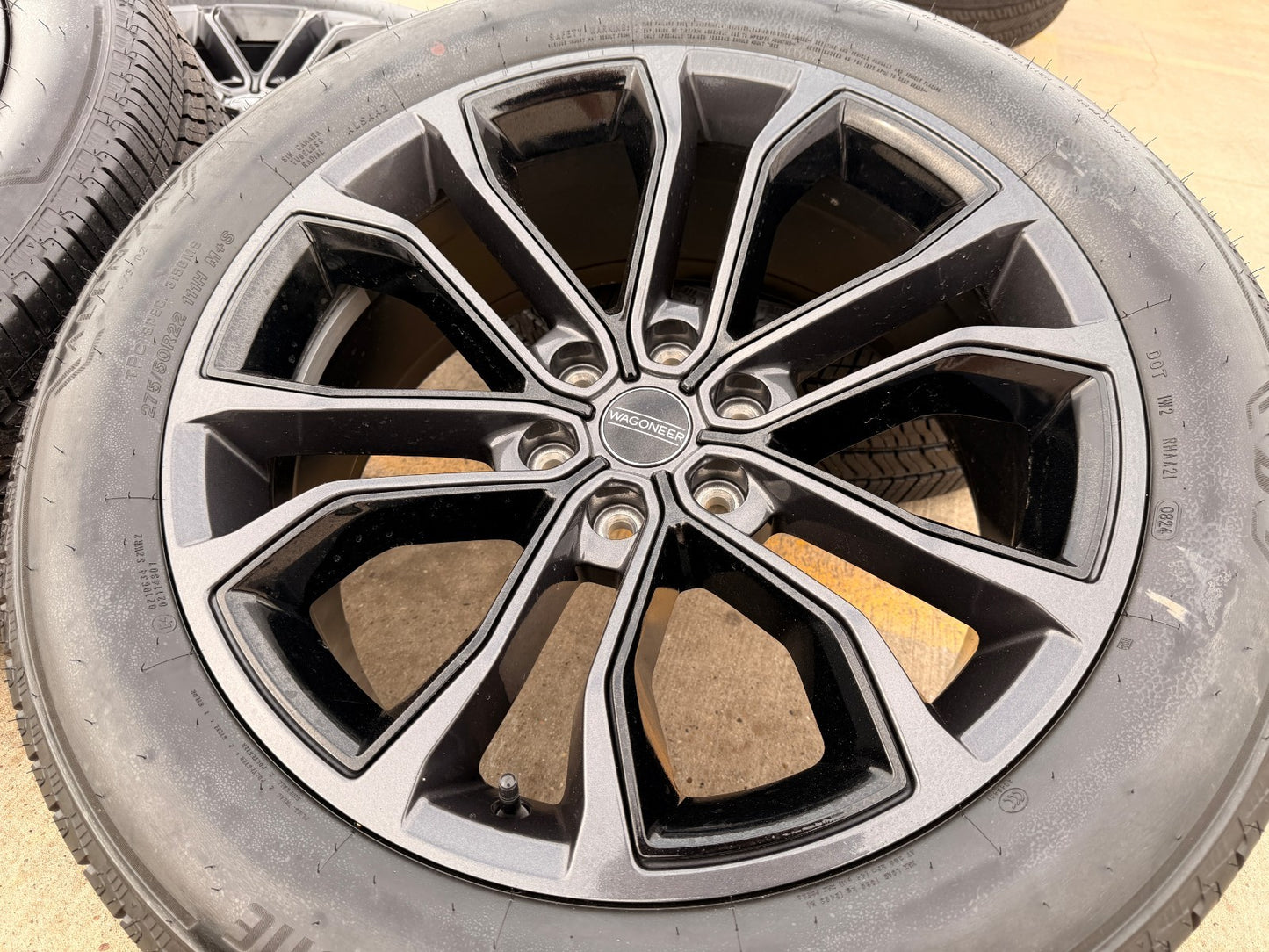 22" Jeep Grand Wagoneer OEM 9279 Obsidian rims wheels RAM 1500 2023 2024 2025