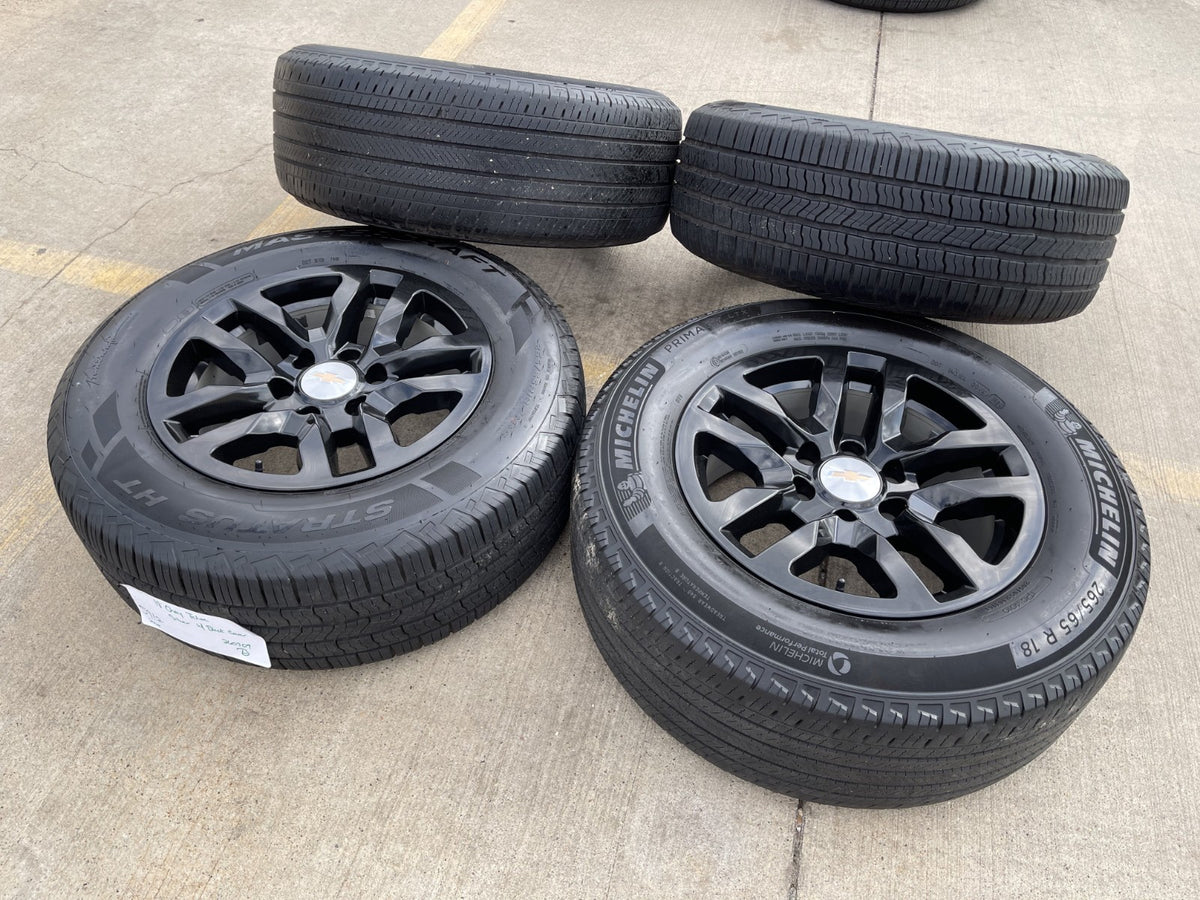 18" Chevy Silverado Suburban Tahoe OEM 5912 wheels rims GMC Yukon DISCOUNTED