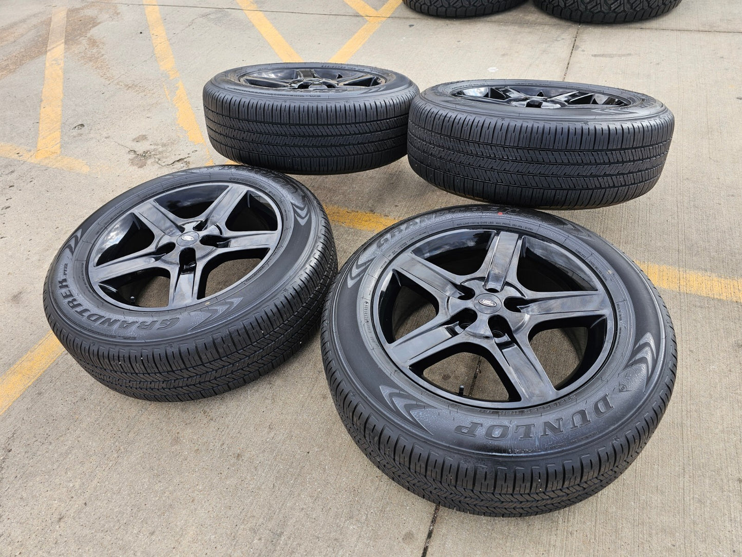 20" Land Rover Defender OEM wheels rims 72352 96980 Range 2023 2024 2025 NEW