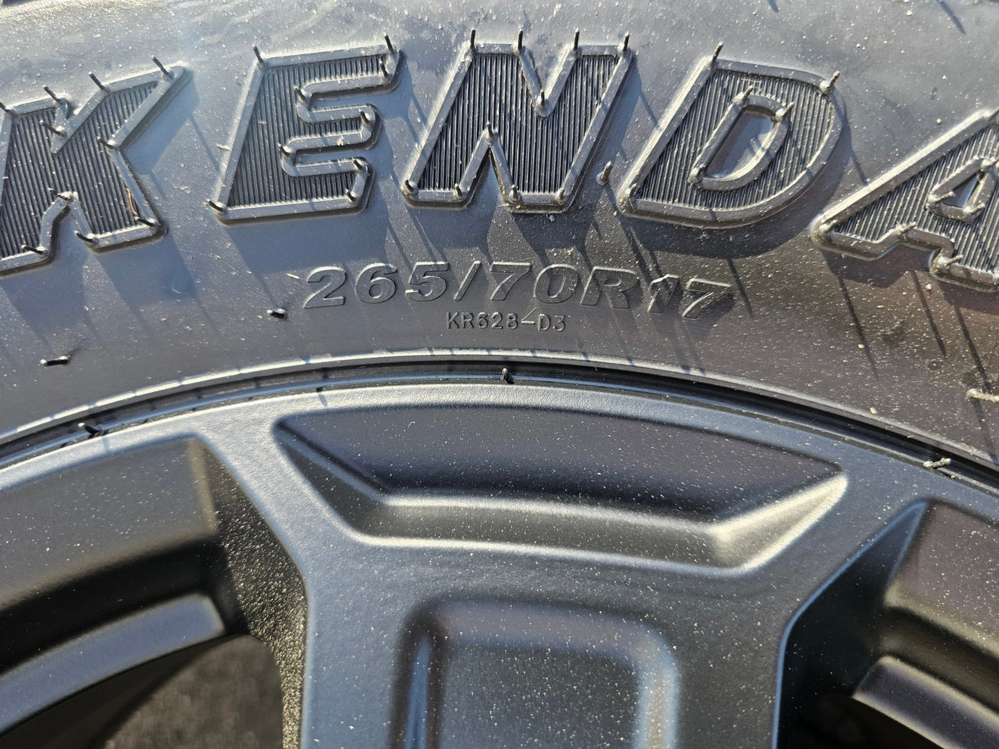 17" Jeep Wrangler Rubicon OEM wheels rims 9216 Gladiator KENDA KLEVER A/T2 NEW