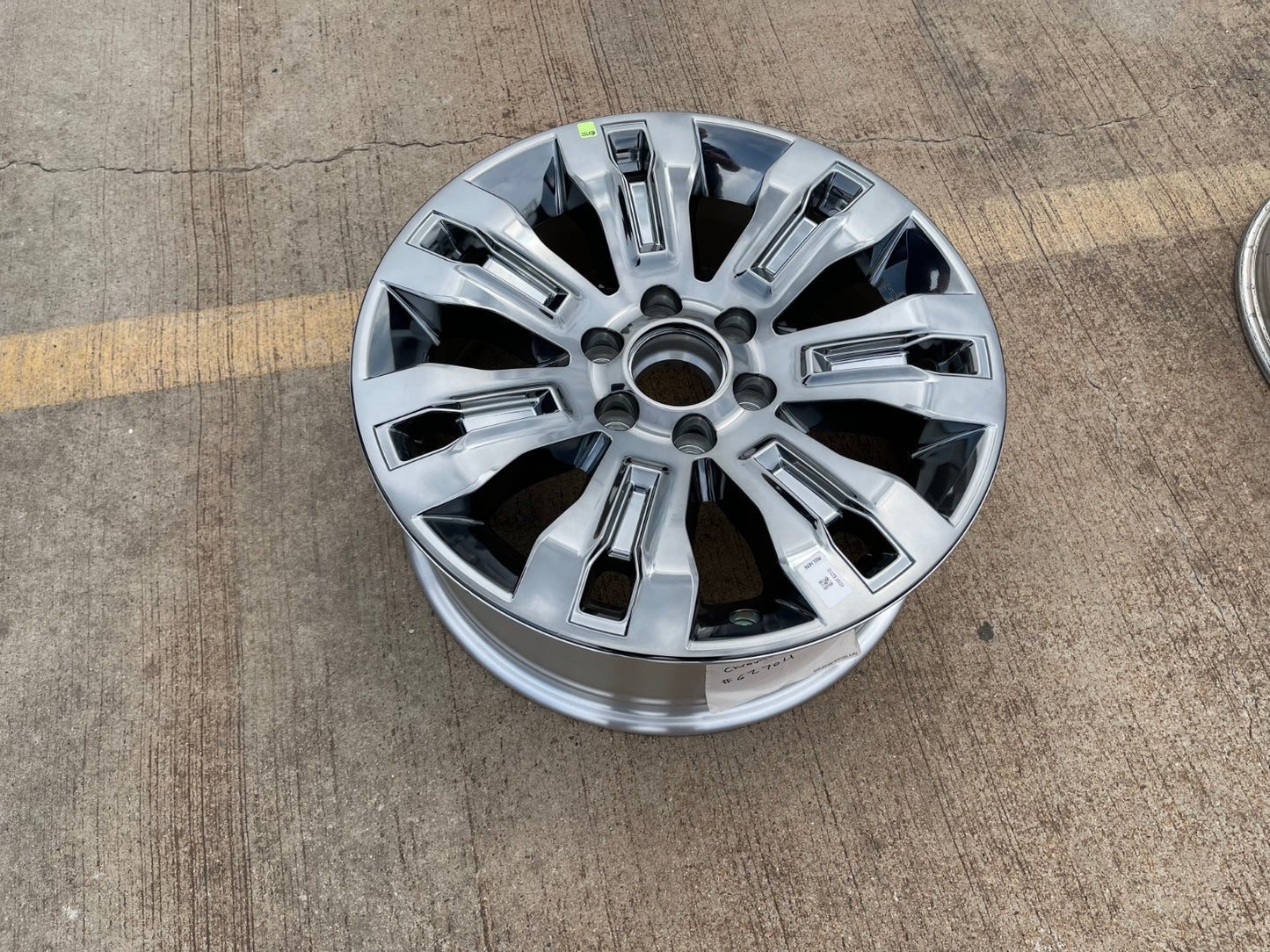 20" Nissan Titan Armada Infiniti QX80 OEM wheel rim 62704 spare CHROME