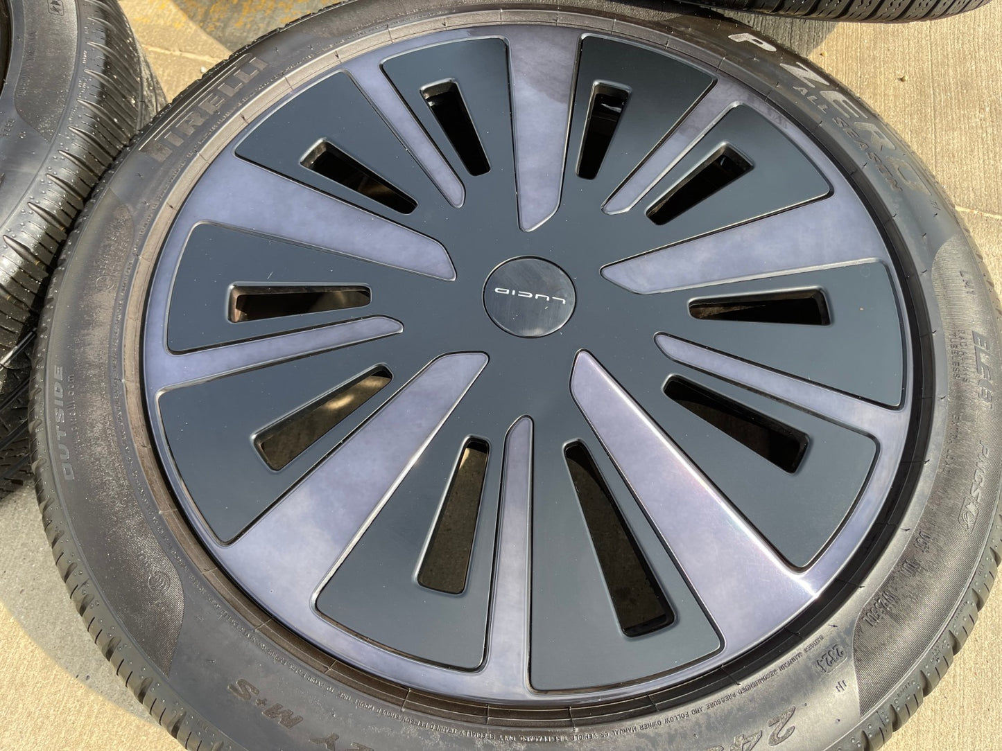 19" Lucid Air OEM Grand Touring 95620 OEM wheels rims SET 2025 2026 2027 PIRELLI
