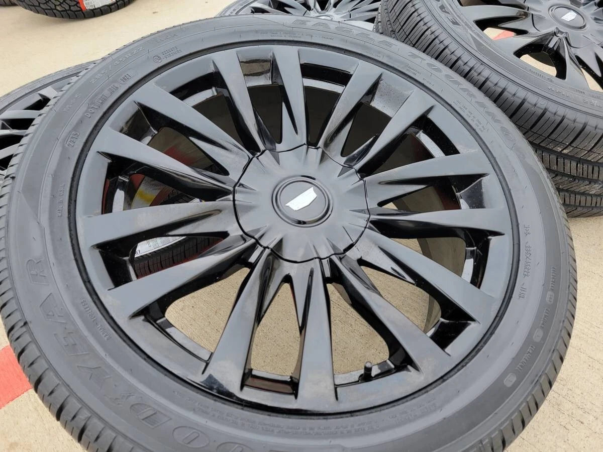 22" Cadillac Escalade OEM Black wheels rims 4873 95026 Tahoe Silverado NEW