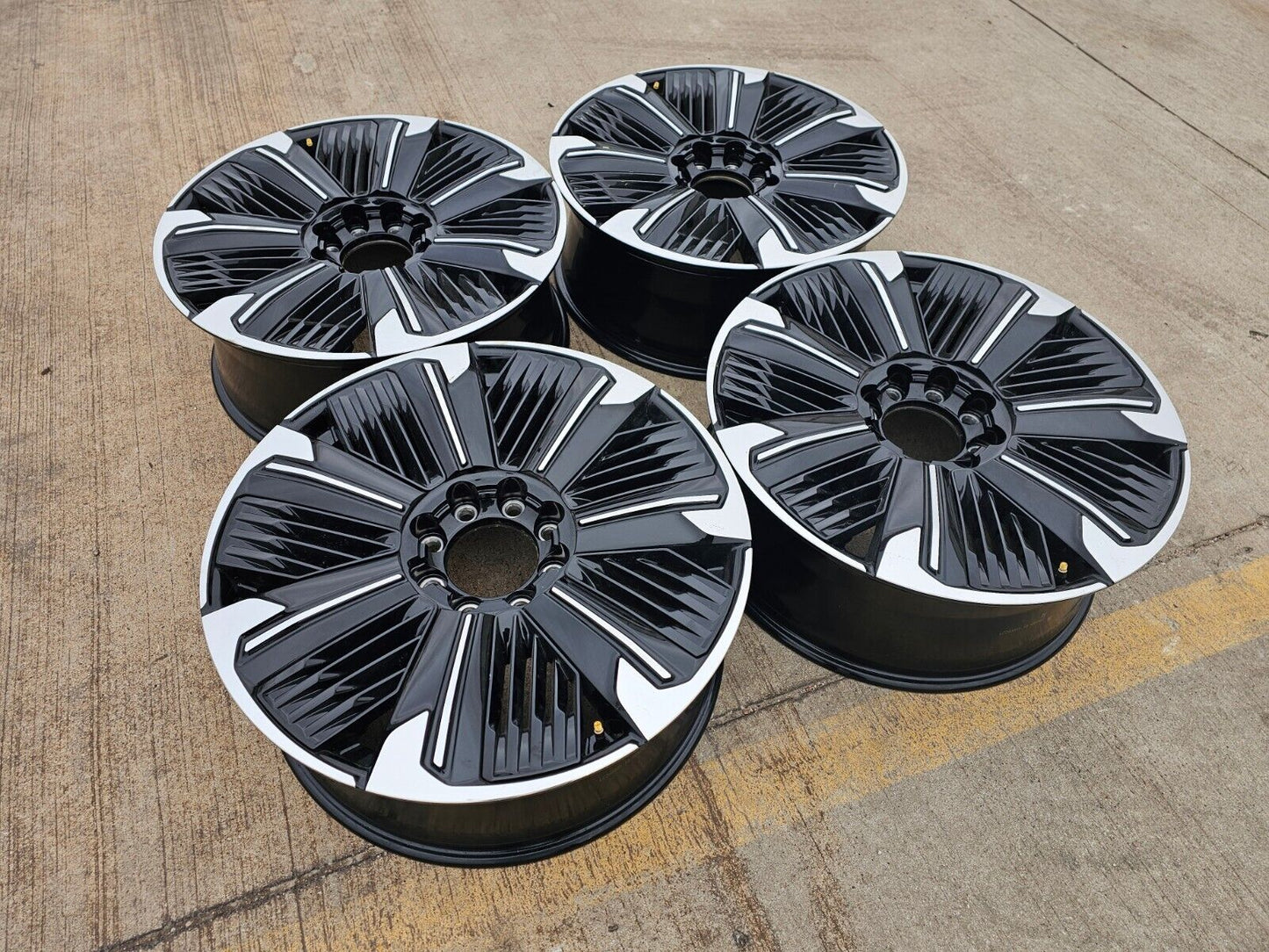 24" Cadillac Escalade IQ EV OEM 8x165 wheels rims Hummer 2500 2023 2024 2025