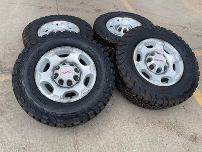 17" GMC Sierra 2500 3500 OEM 5293 wheels rims 8x165 Chevy Silverado BFG KO2 AT