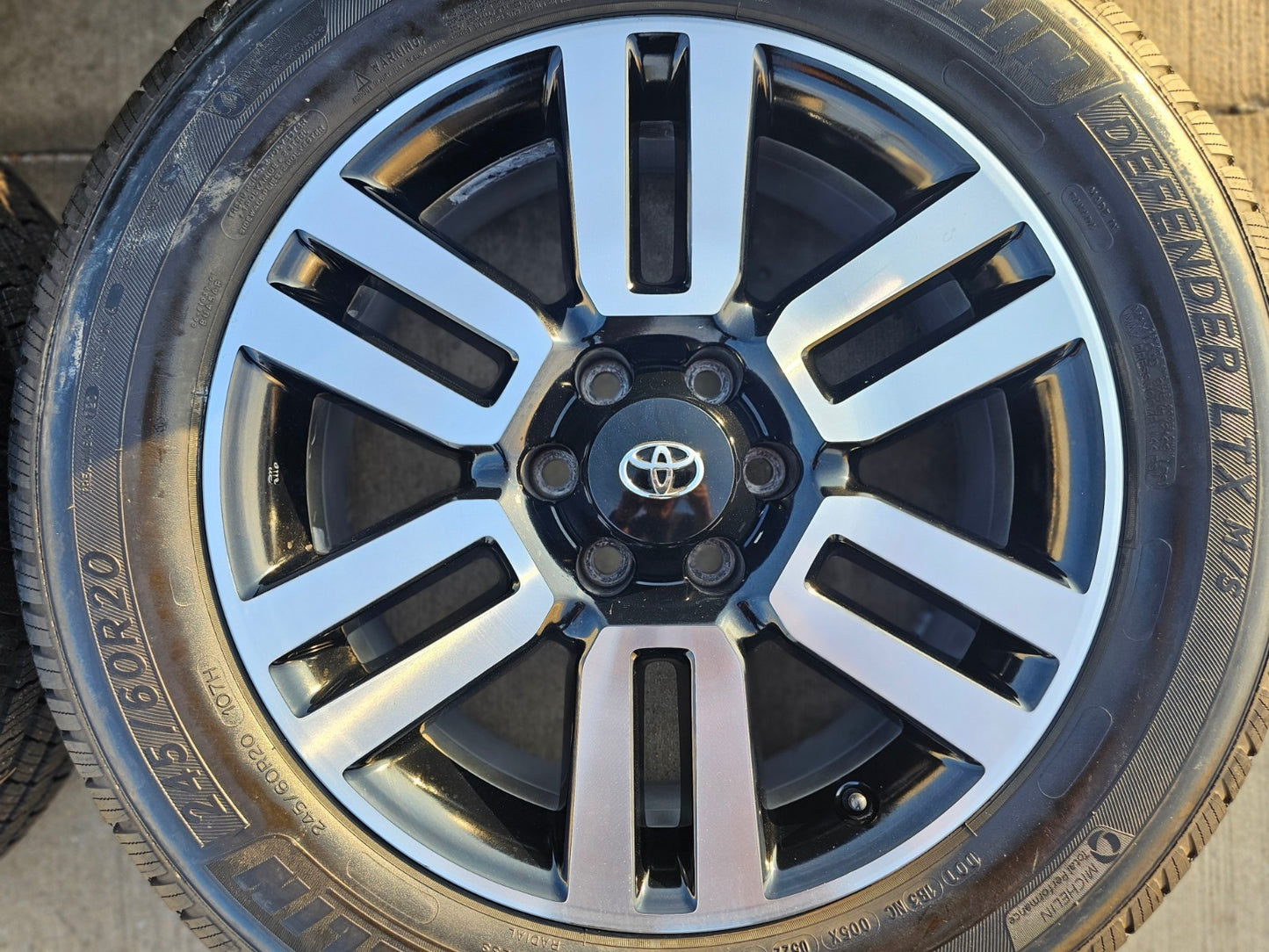 20" Toyota Tacoma 4Runner FJ Cruiser Lexus OEM 69561 wheels rims tires MICHELIN