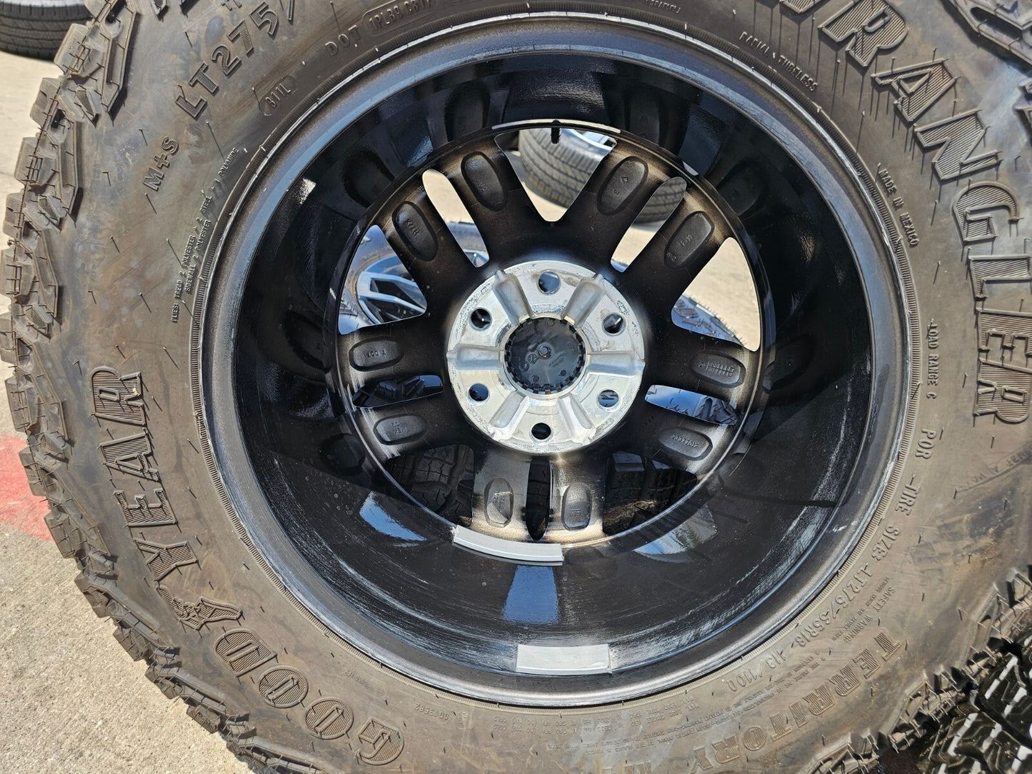 18" Chevy Silverado Tahoe Z71 ZR2 OEM 5911 wheels rims 2023 2024 2025 2026