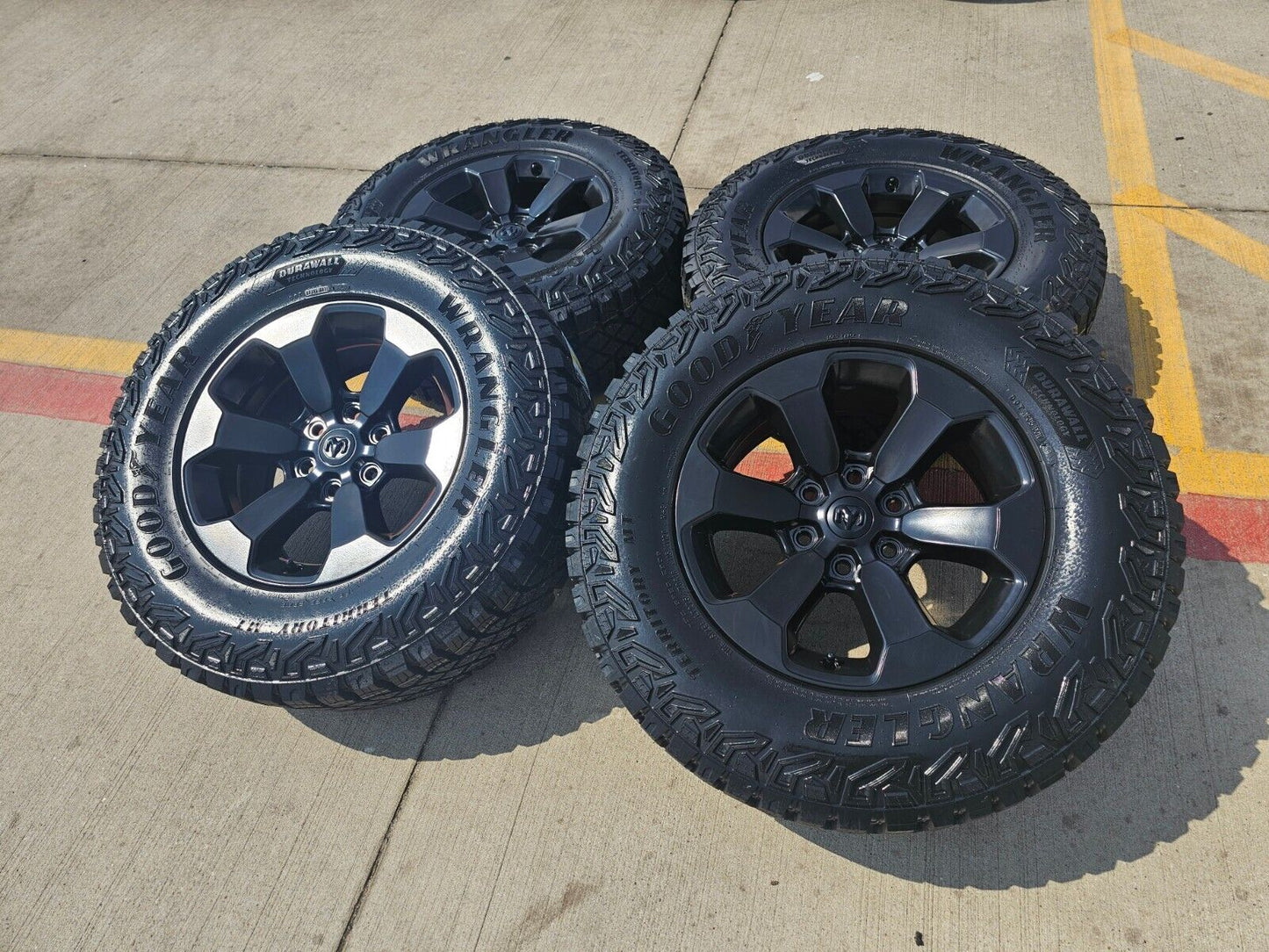 18" Dodge Ram 1500 Rebel Black OEM 2671 wheels rims 33" M/T 2022 2023 2024 NEW