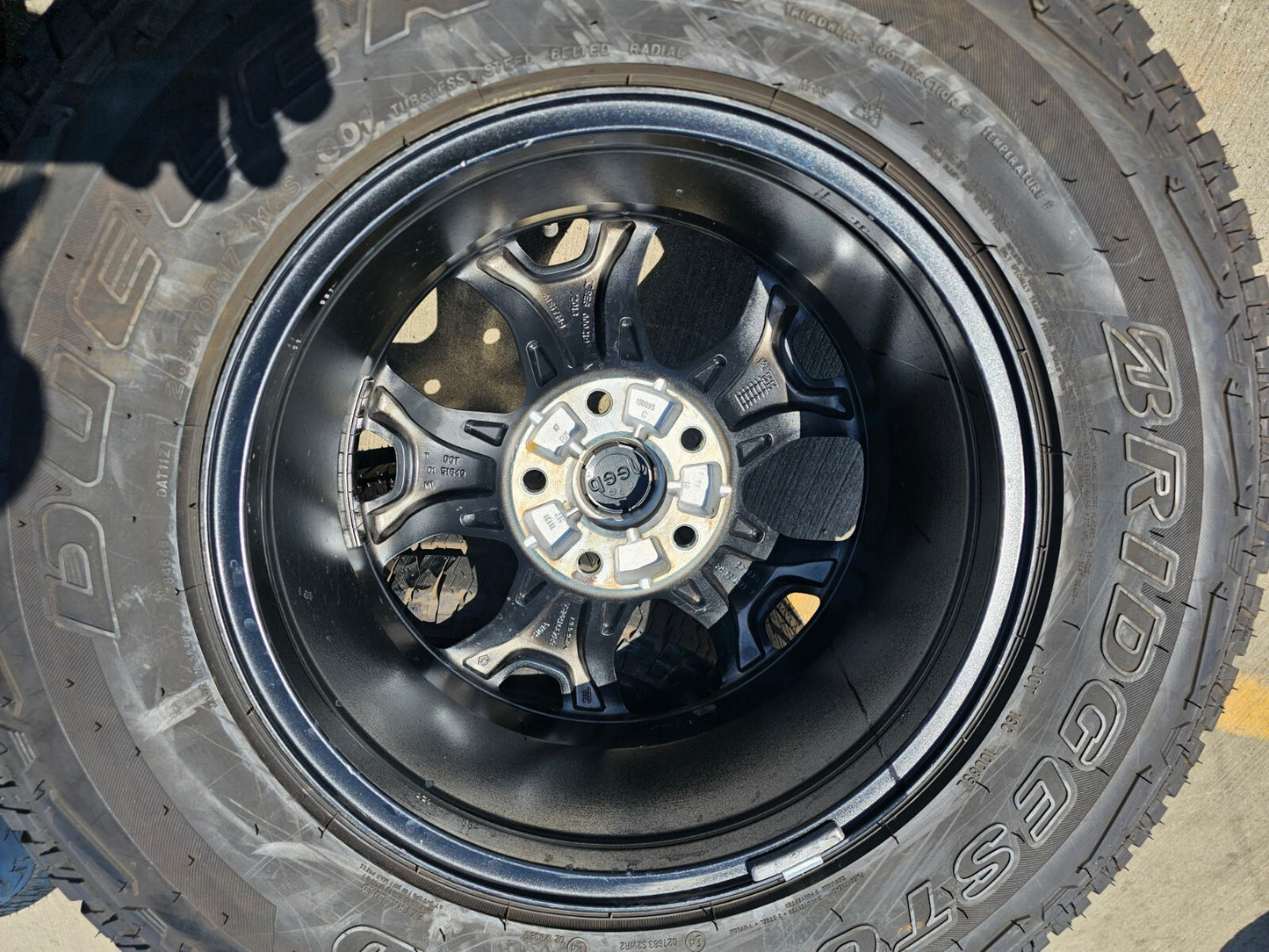 17" Jeep Wrangler Rubicon OEM 9218 wheels rims Gladiator tires DUELER A/T NEW