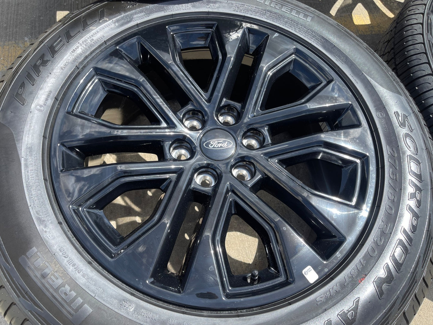 20" Ford F-150 LARIAT OEM 10619 rims wheels Expedition 2026 2027 SET PIRELLI NEW