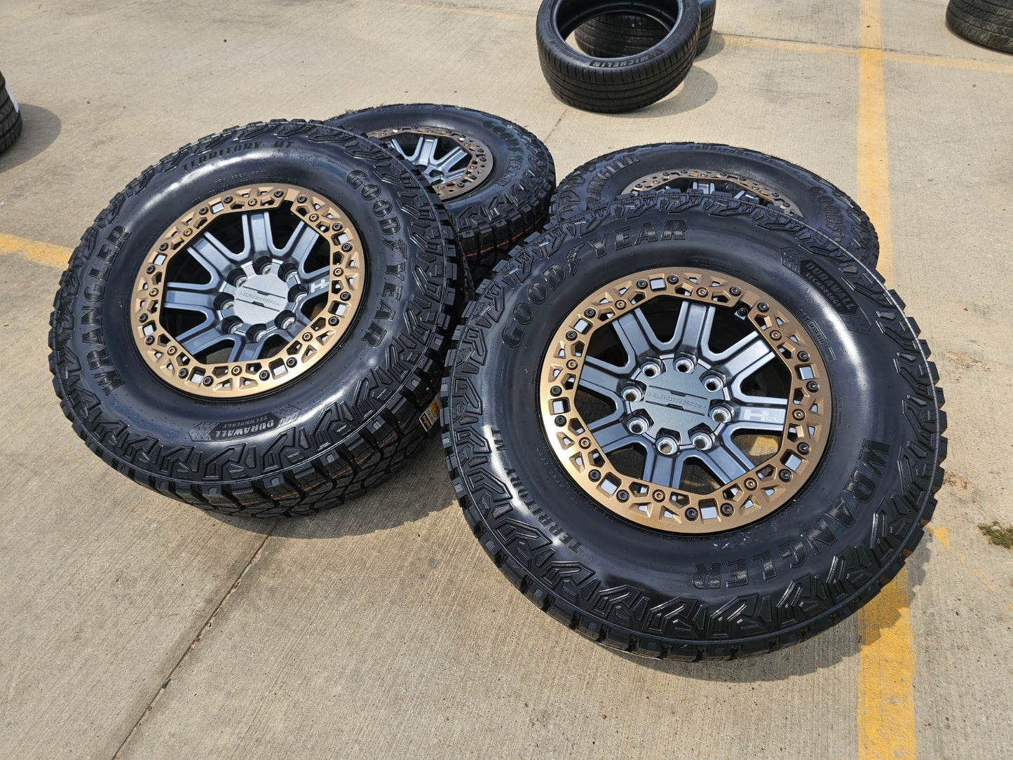 18" Hummer Grazen beadlock EV HEV 2500 OEM wheels rims 2024 2025 2026 2027 NEW