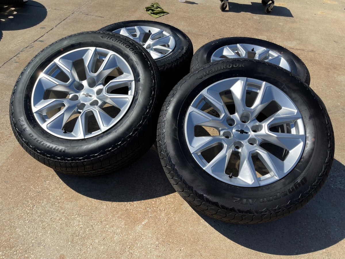 20" Chevy Silverado 1500 Tahoe OEM 5915 5916 wheels rims SET HANKOOK A/T2 NEW
