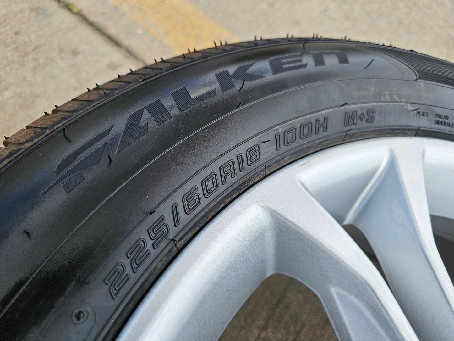 18" BMW X1 X2 X3 X4 OEM 86347 Style 688 wheel rim tire FALKEN NEW