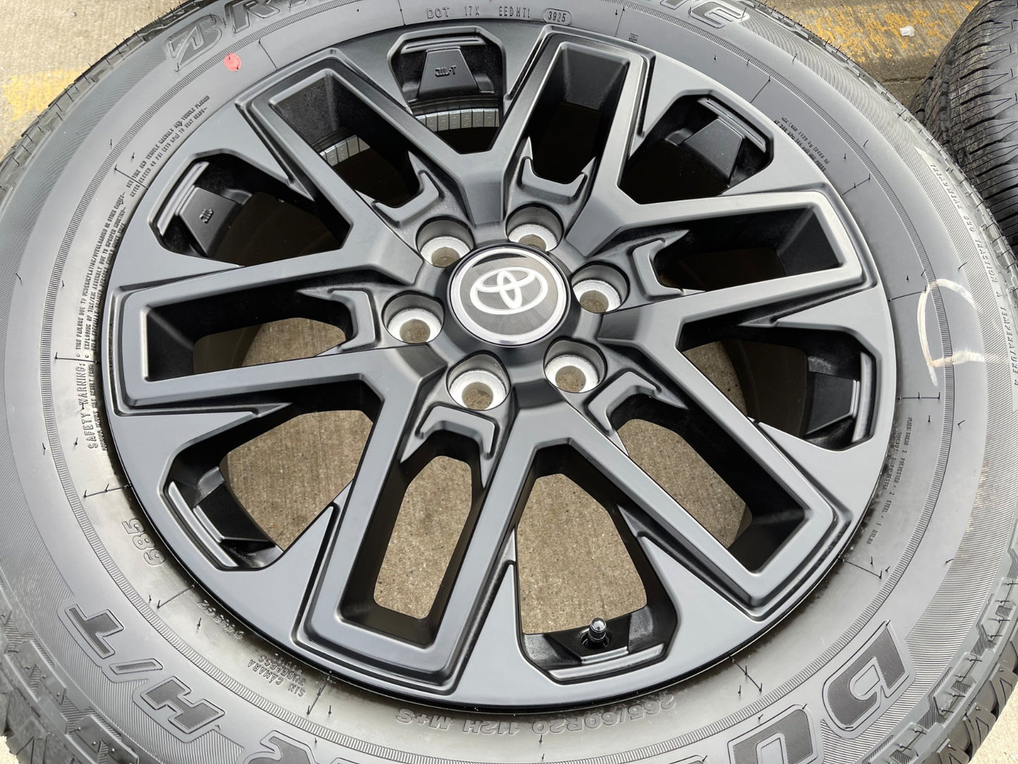 20" Toyota Tundra TRD OEM wheels rims TSS 75276 95295 Sequoia 2024 2025 2026 NEW