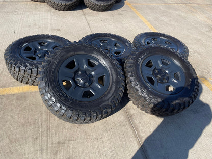 17" Jeep Wrangler Rubicon Sahara OEM wheels rims 9240 9220 black BFG KM3