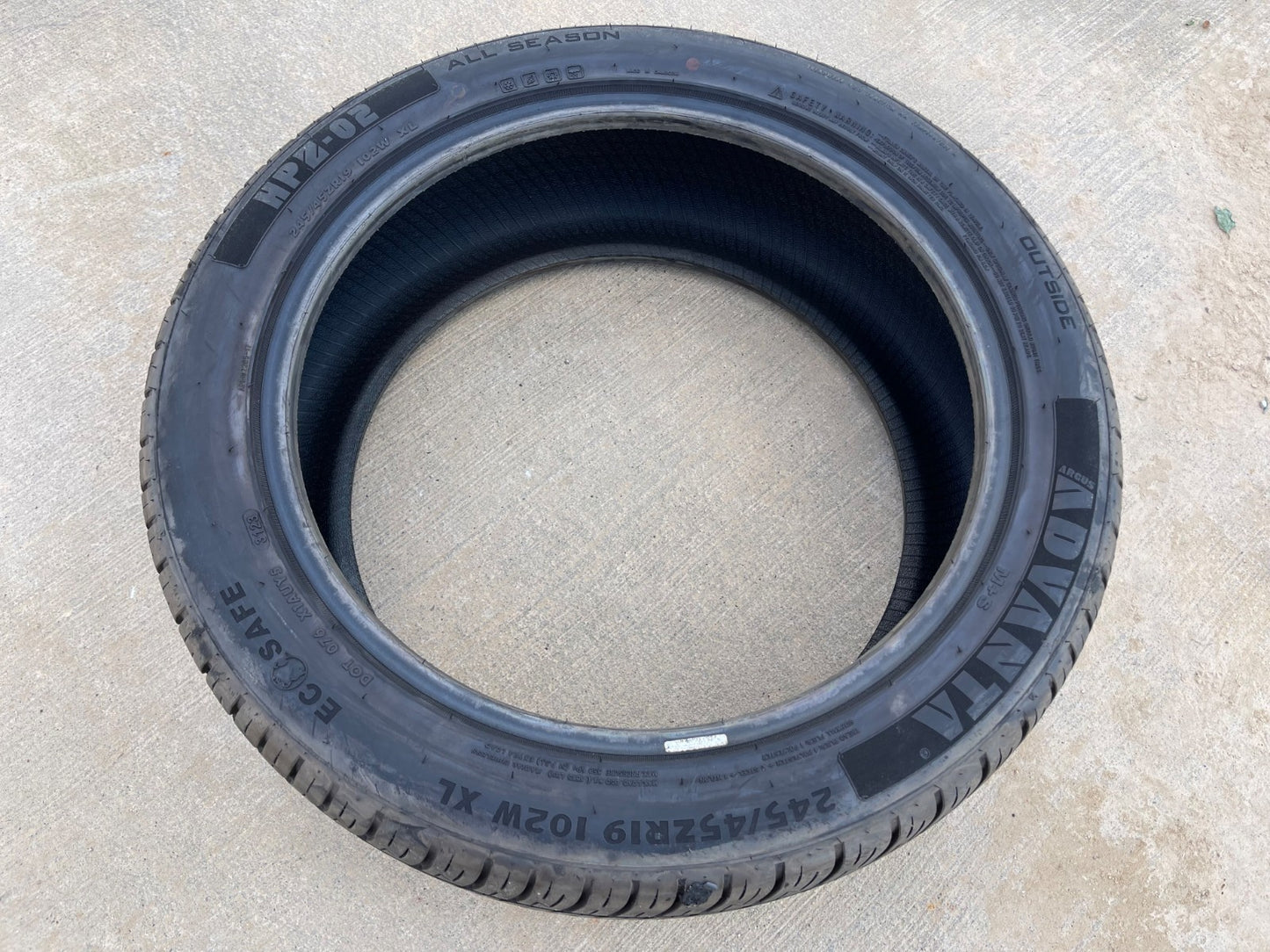 (1) 245/45/19 Advanta HPZ-02 tire 245/45R19 102W XL