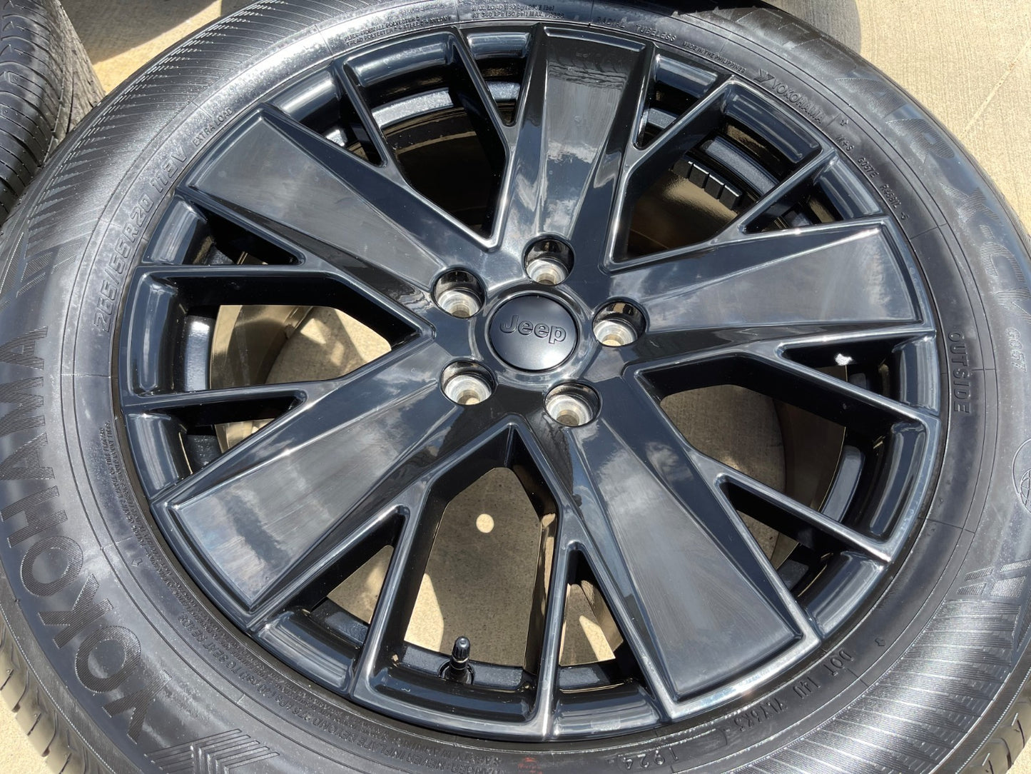 20" Jeep Grand Cherokee L OEM wheels rims Durango SET 2024 2025 2026 2027 NEW