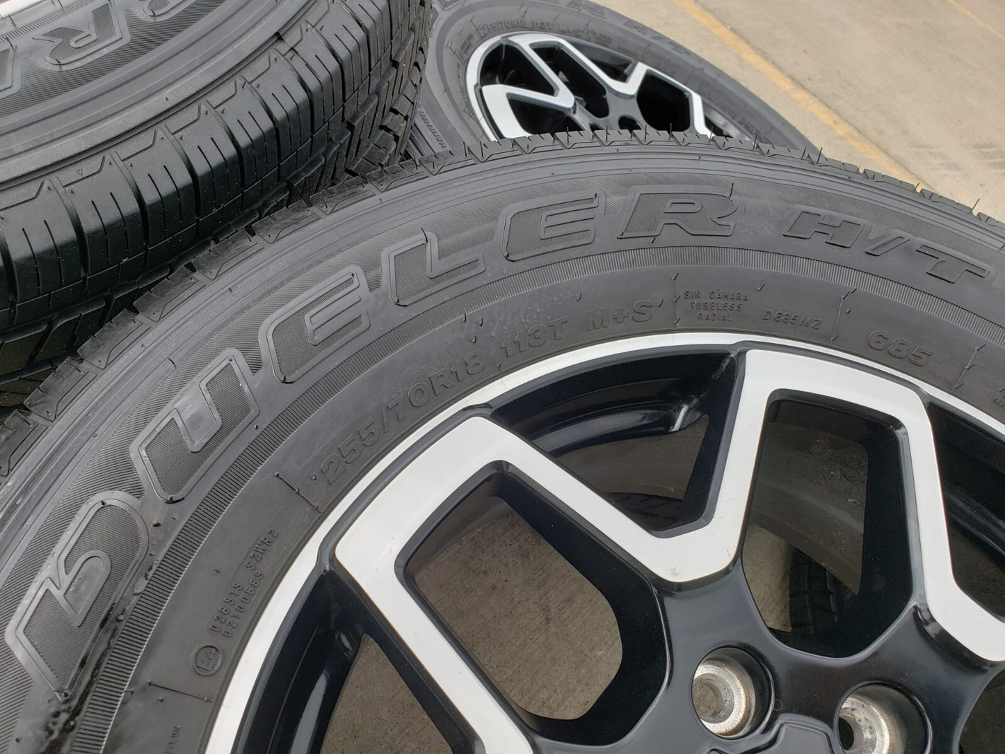 18" Ford Bronco wheels rims tires black 95213 Ranger tires BRIDGESTONE DUELER HT