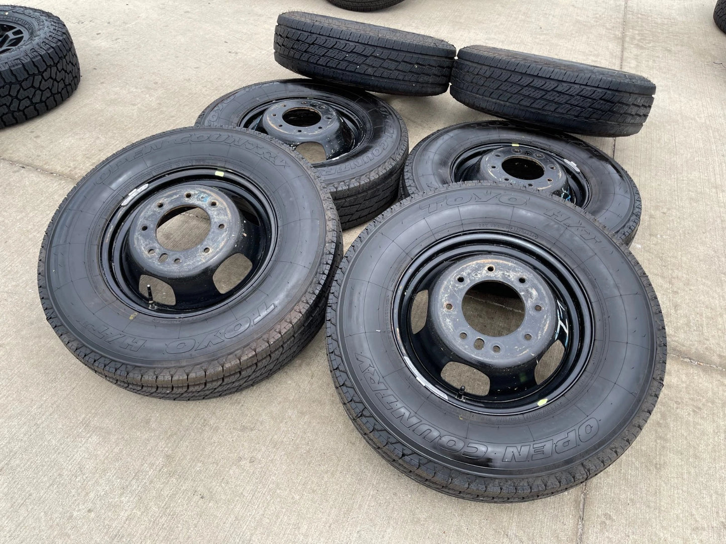 17" Dodge Ram 3500 Dually Laramie 8x200 wheels rims 2703 2704 OEM TOYO NEW