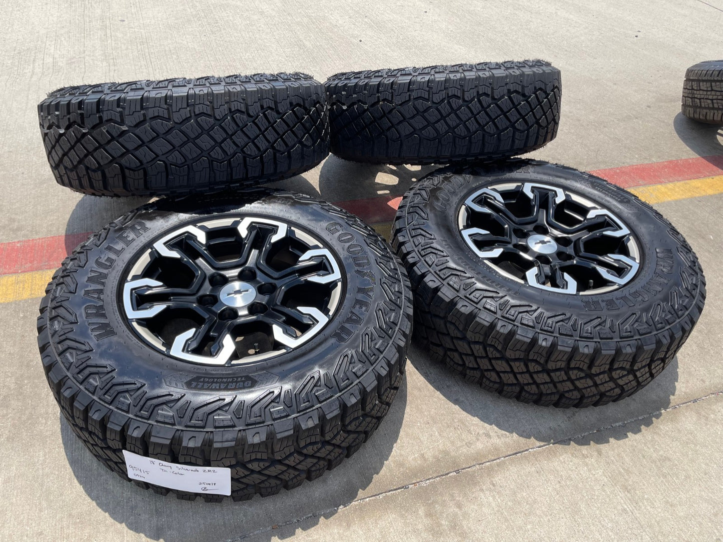 18" Chevy Silverado ZR2 Tahoe TRAIL BOSS Sierra OEM 95415 wheels rims tires NEW