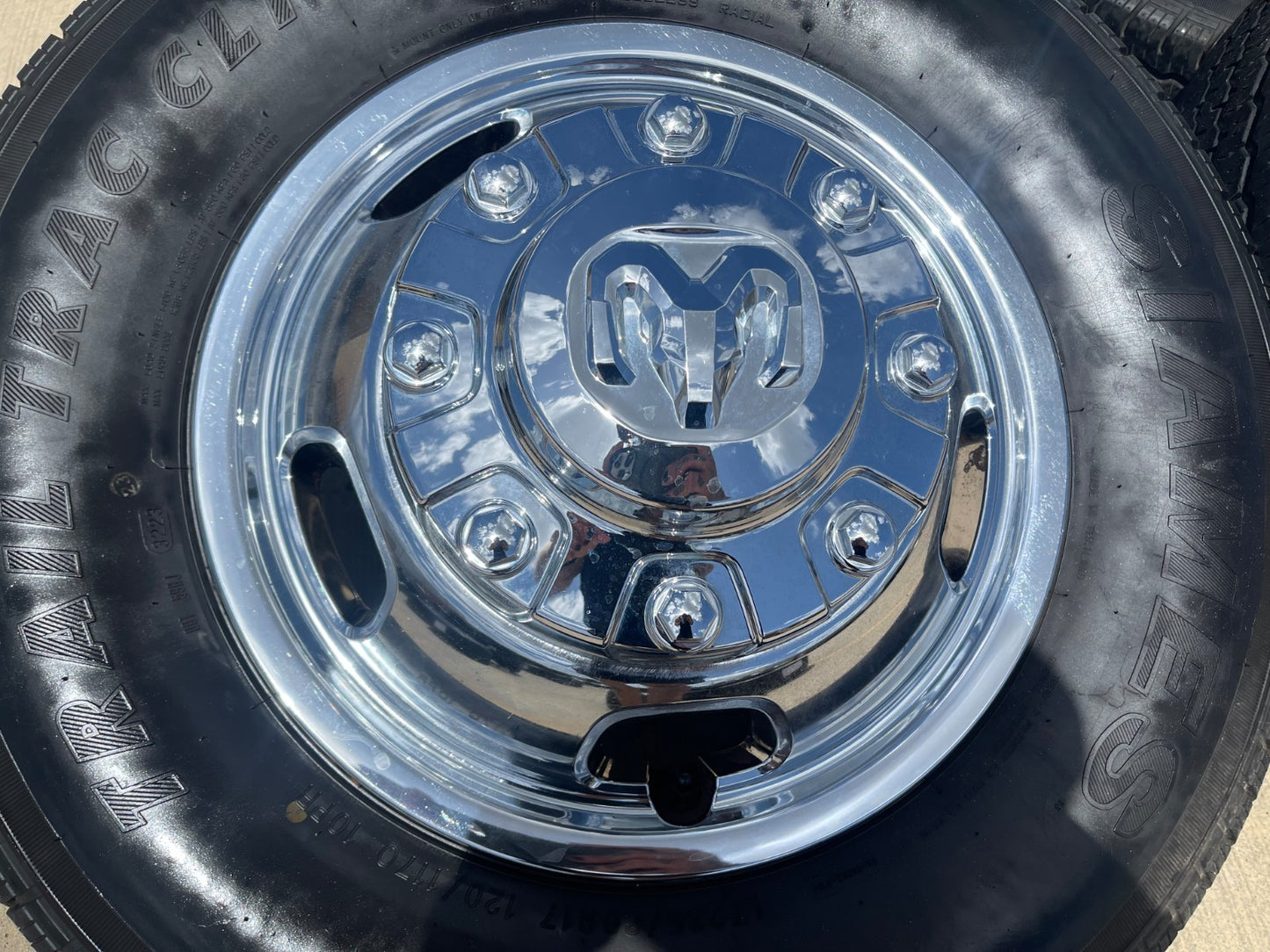 17" Dodge Ram 3500 Dually Laramie 8x200 wheels rims 2703 2704 OEM SET