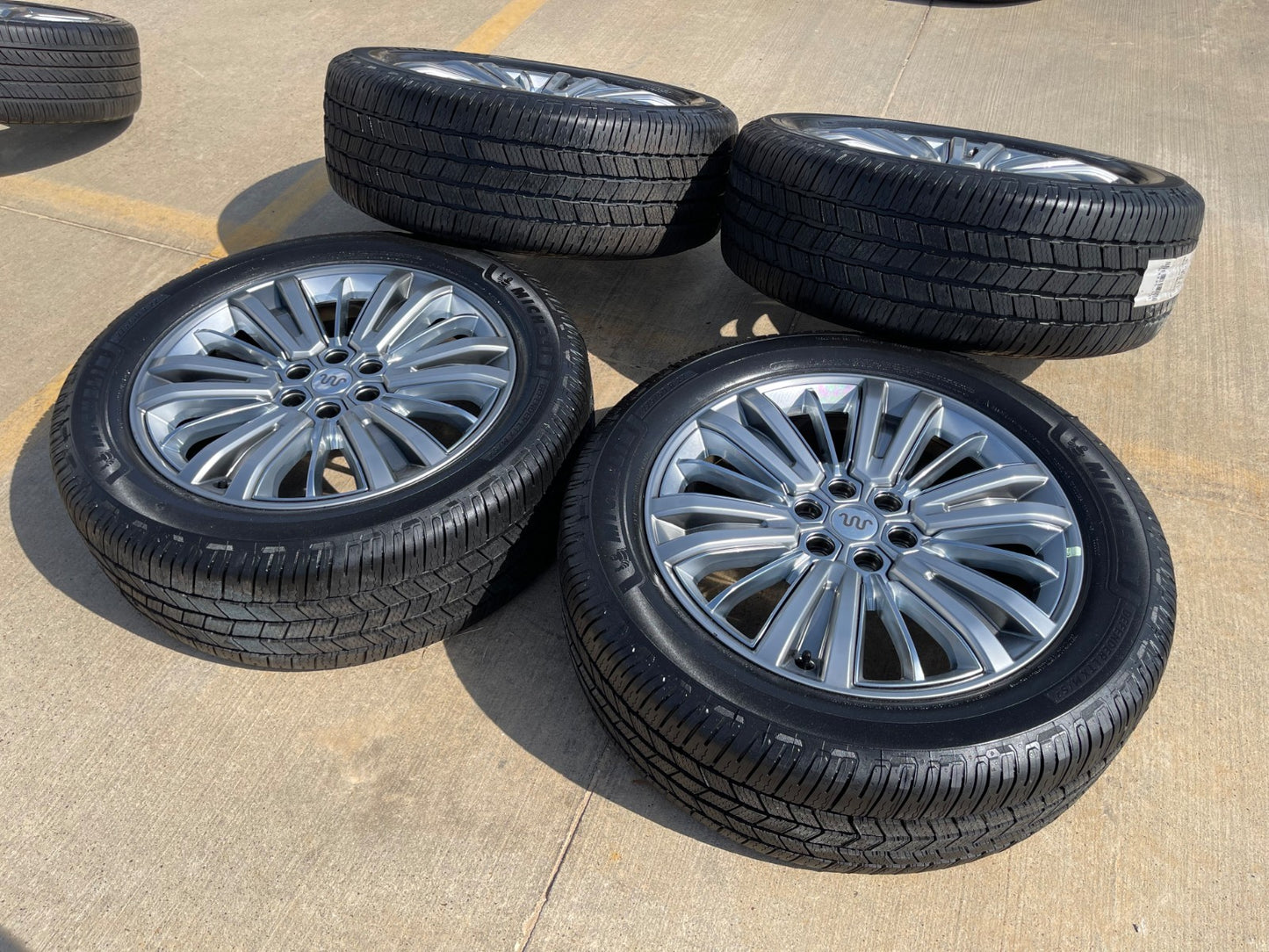 22" Ford F-150 LIMITED OEM rims wheels 10622 Expedition 2025 2026 MICHELIN NEW