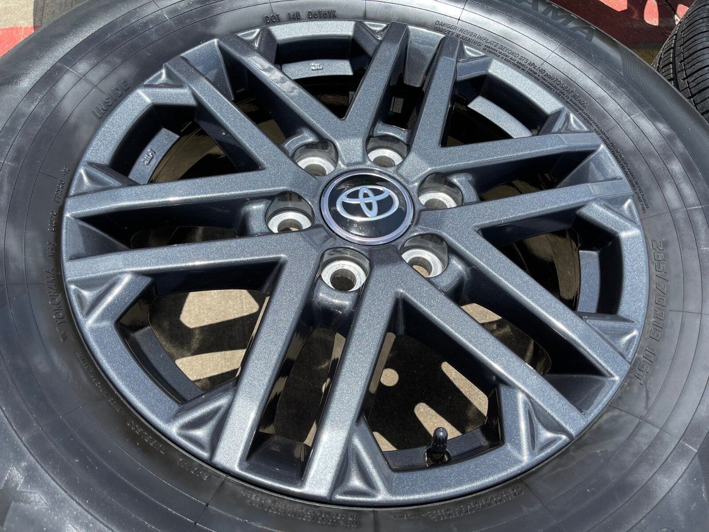 18" Toyota Tundra TRD OEM wheels rims 75281 Sequoia LX600 2025 2026 NEW