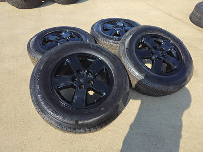 17" Jeep Grand Cherokee OEM wheels rims 9104 tires black NEW