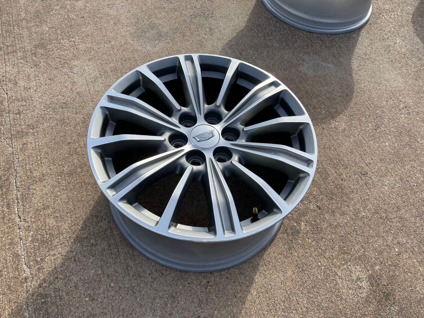 18" Cadillac XT6 XT5 SRX OEM wheel rim spare Blazer Acadia 4799 4798
