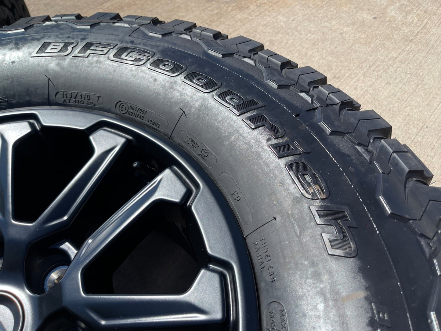 17" Ford F-150 Raptor OEM 10611 rims wheels Bronco 2025 2026 2027 BFG 35" NEW