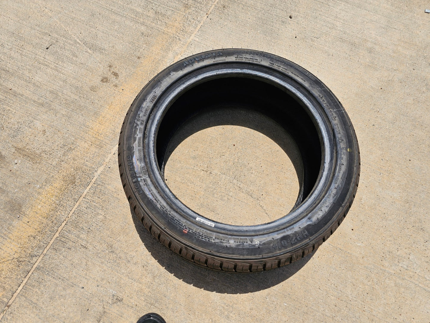 (1) 205/50/17 Advanta HPZ-01+ Plus tire 205/50R17 93W XL NEW