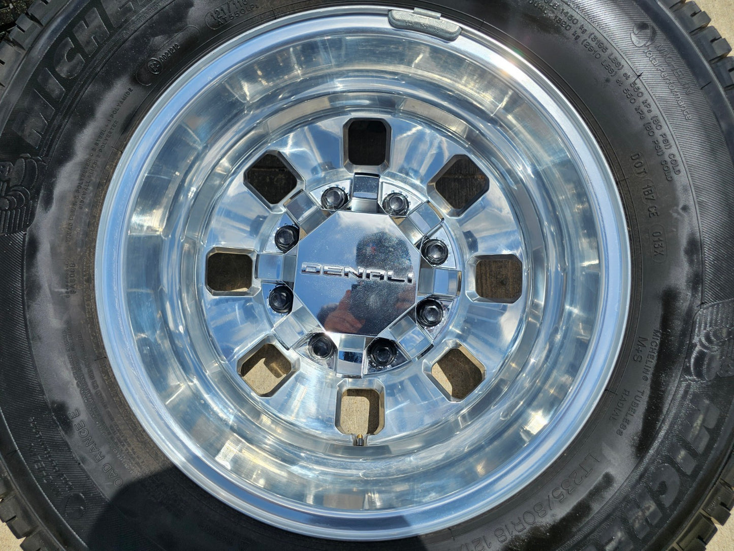 18" GMC Sierra 3500 DENALI Dually rims wheels OEM 14127 14129 8x210 MICHELIN