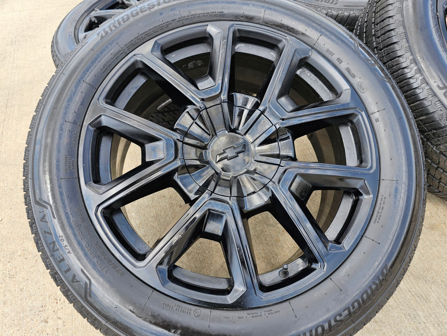 22" Chevy Tahoe Silverado RST OEM black 14035 wheels rims tires