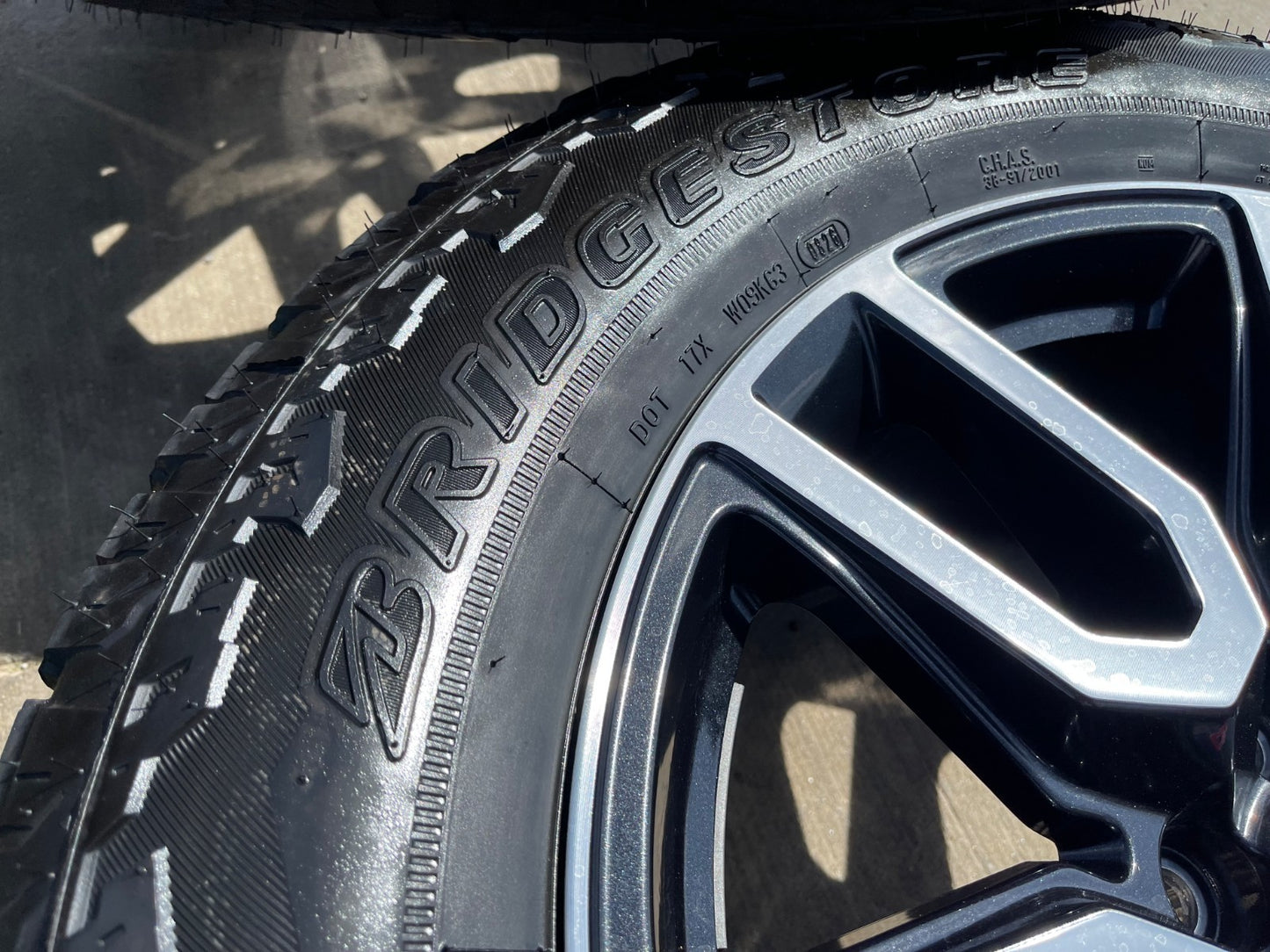 20" GMC Sierra Yukon AT4X Silverado OEM 5914 wheels rims SET BRIDGESTONE A/T NEW