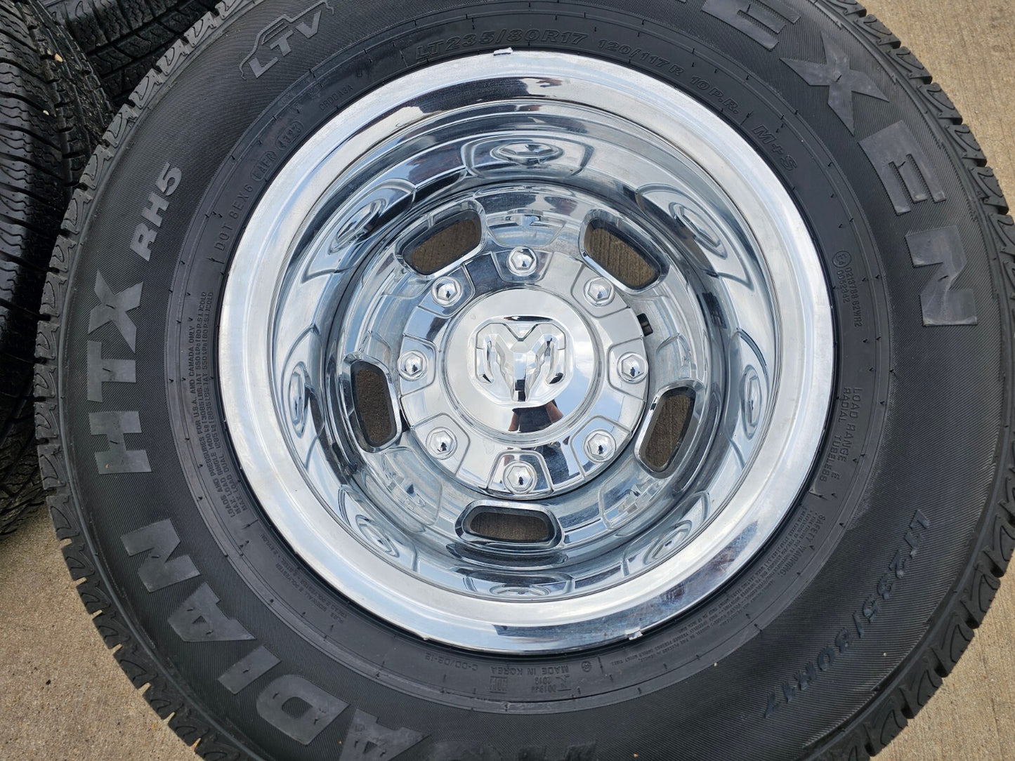 17" Dodge Ram 3500 Dually Laramie 8x200 wheels rims 2703 2704 OEM 2024 2025