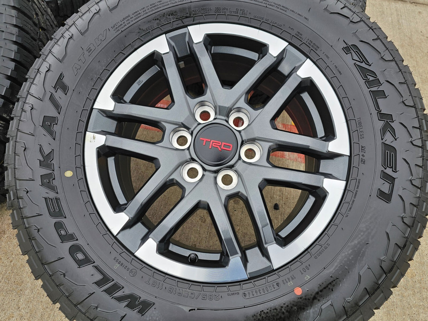 18" Toyota Tacoma TRD OEM 10641 wheels rims 2024 2025 2026 FALKEN NEW 33"