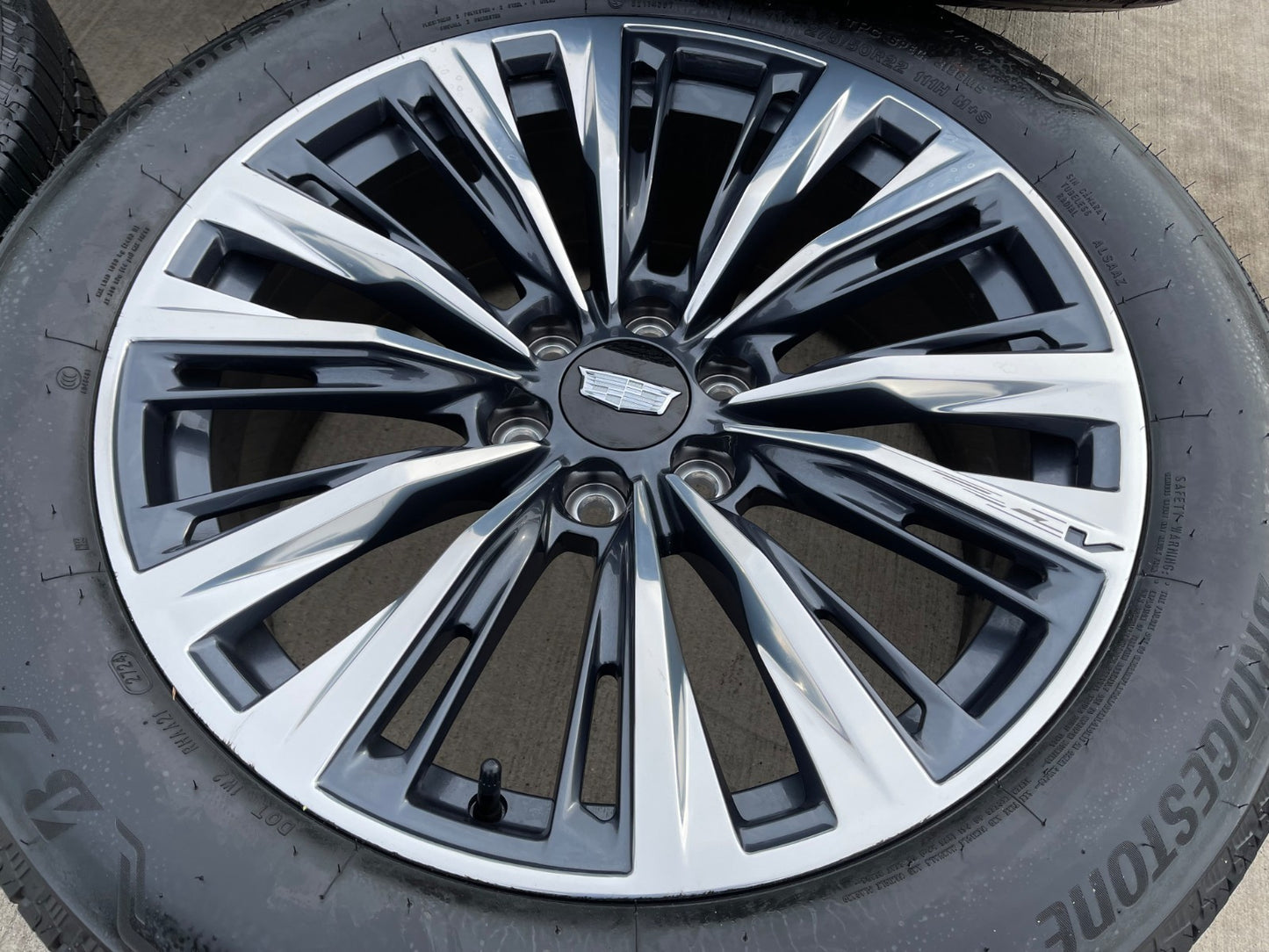 NEW 22" Cadillac Escalade V Platinum OEM 4882 wheels rims SET 2023-2027