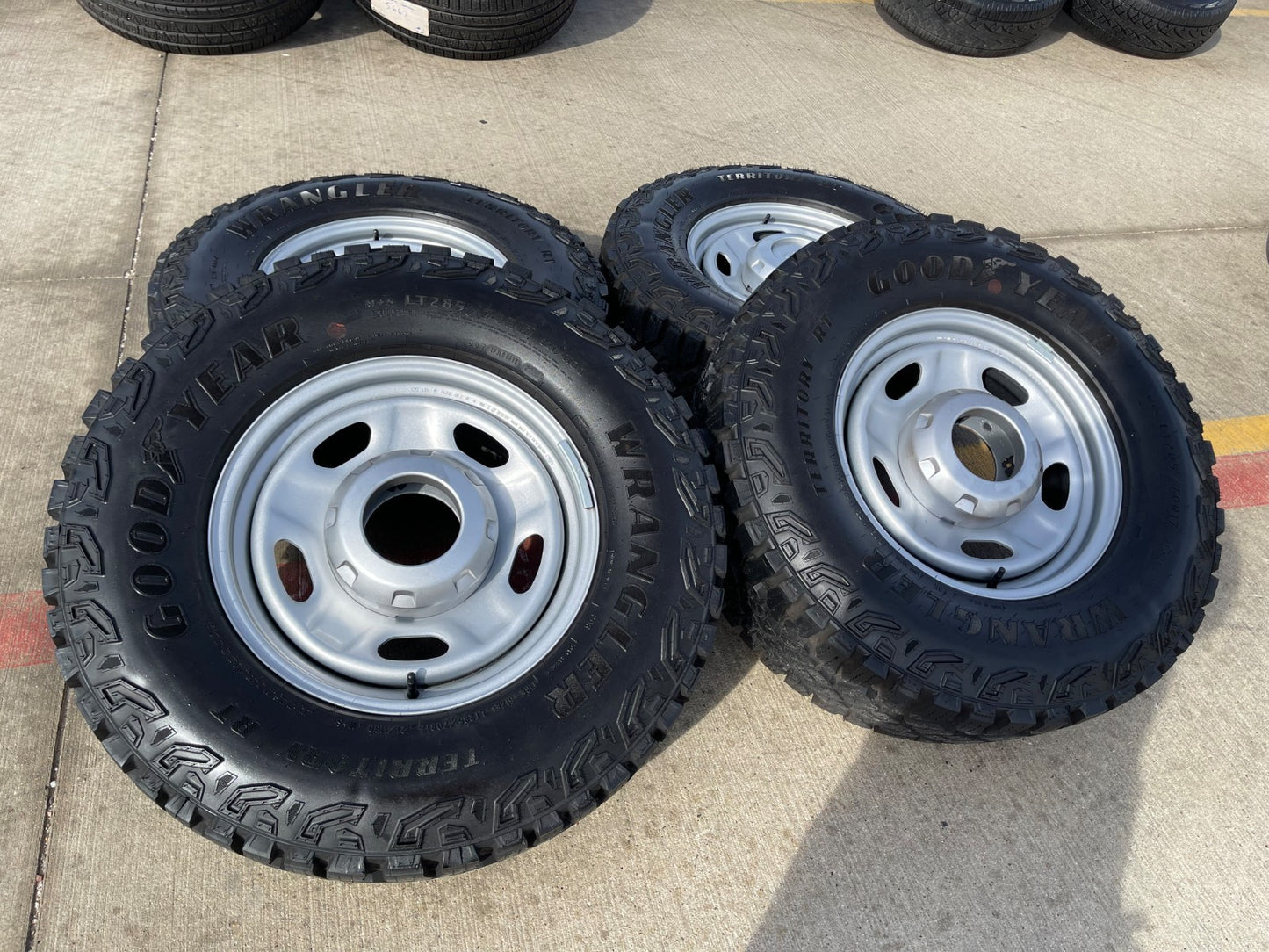 17" Ford F-250 F-350 OEM 3828 wheels rims tires GOODYEAR TERRITORY R/T 33" NEW