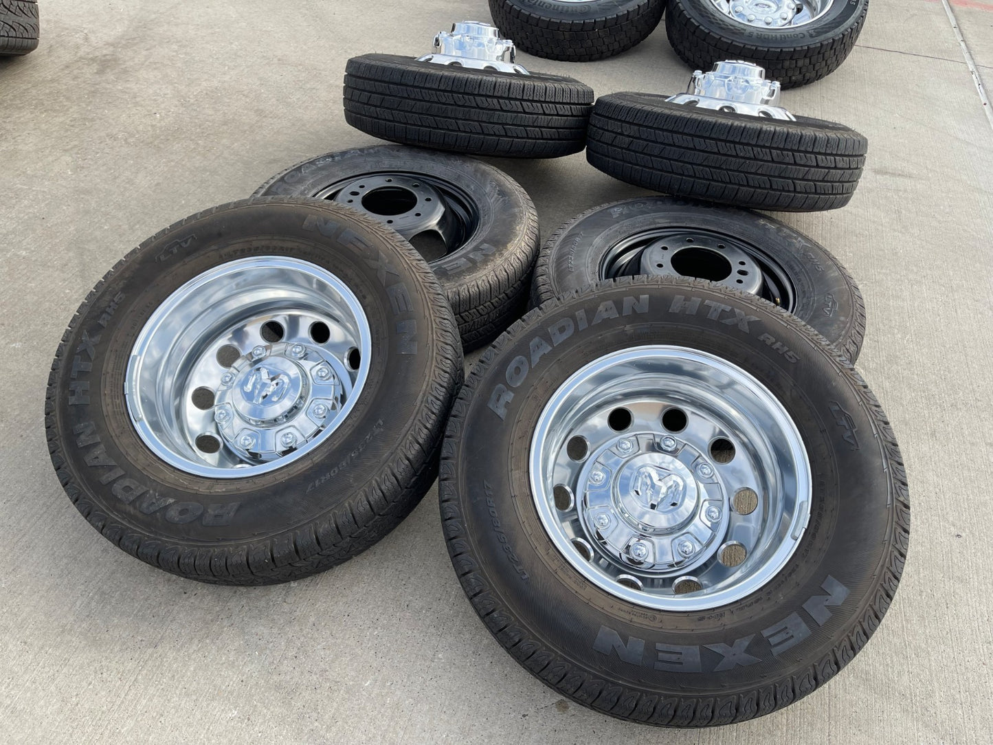 17" Dodge Ram 3500 Dually Laramie 8x200 wheels rims 2701 2702 OEM NEXEN