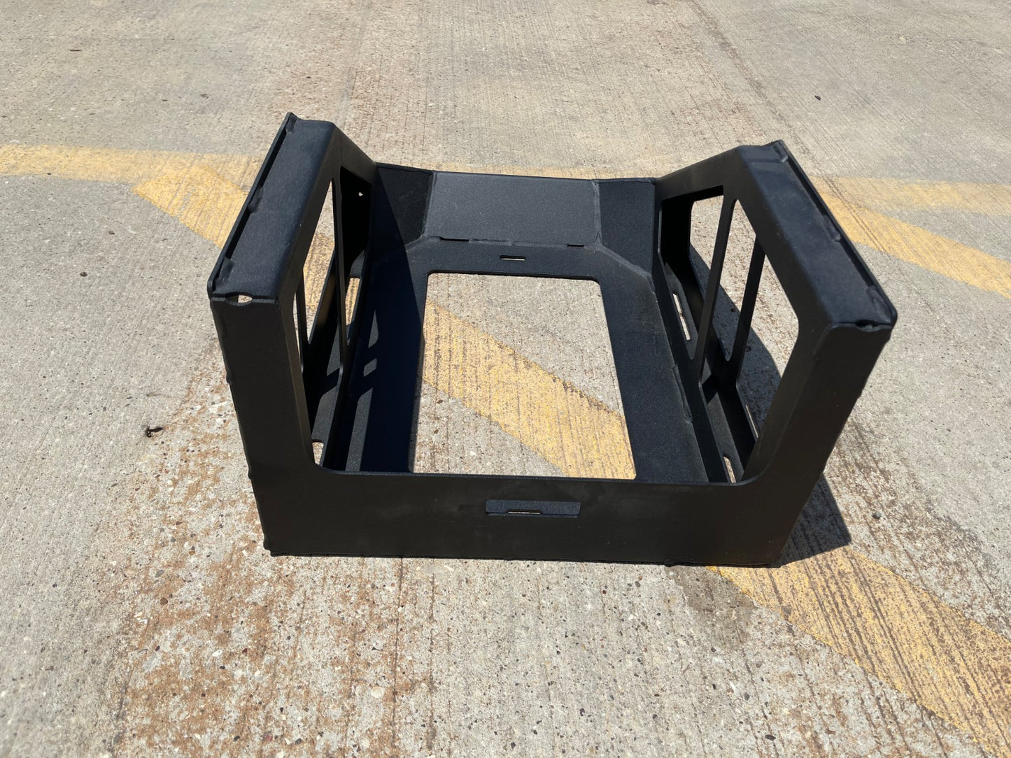 Rough Country Universal Bed Mount Spare Tire Carrier Pickup Trucks