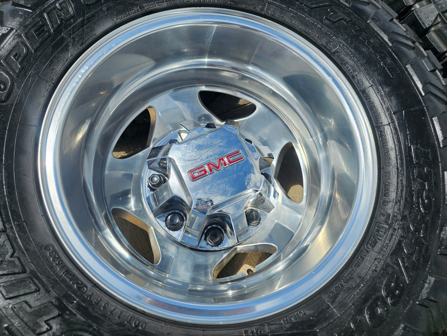 17" Chevy Silverado GMC Sierra 3500 Dually rims wheels OEM 5519 5520 TOYO 33"