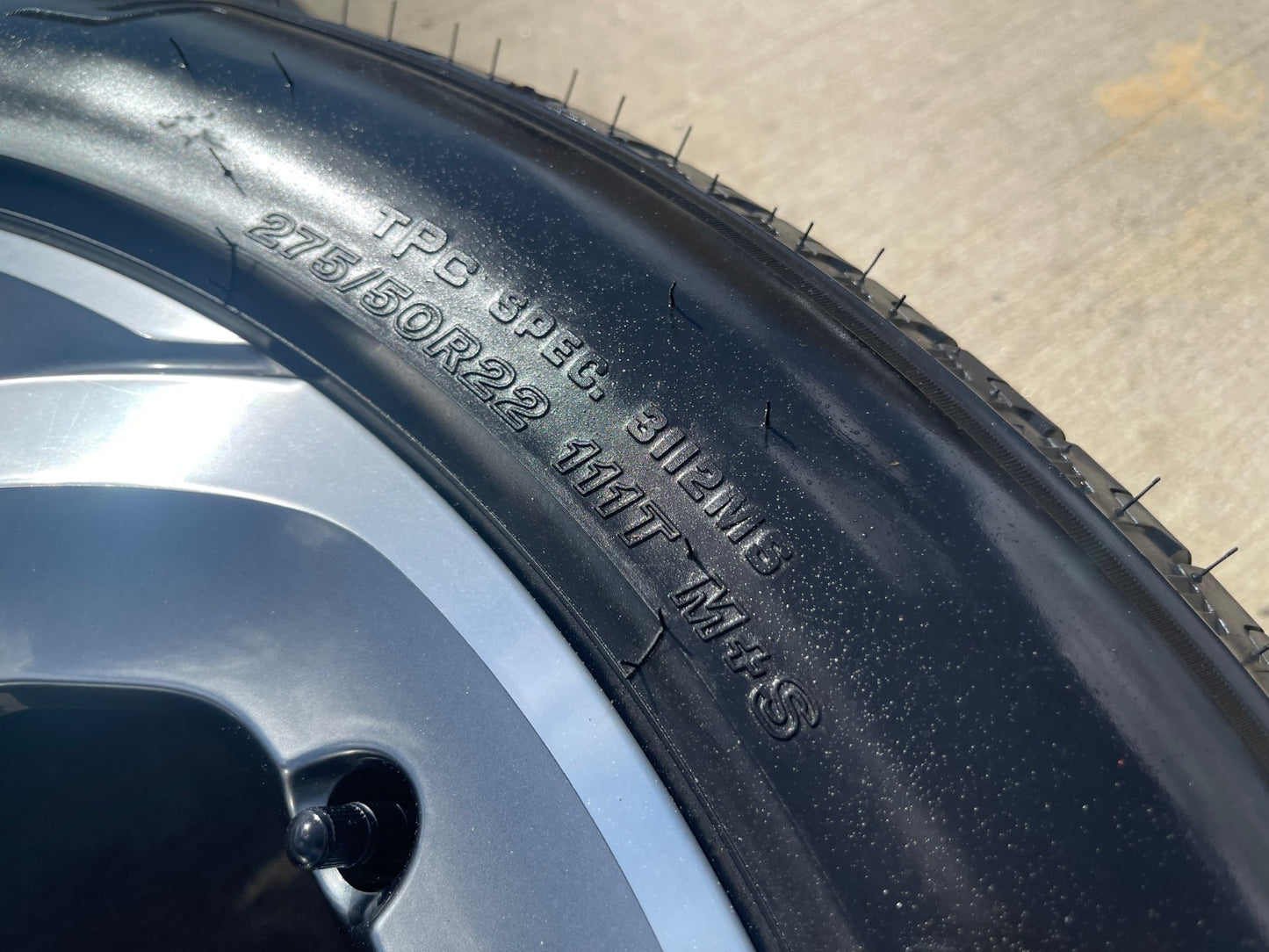 22" Lincoln Navigator OEM 94225 rims wheels BLACK LABEL BRIDGESTONE SET NEW