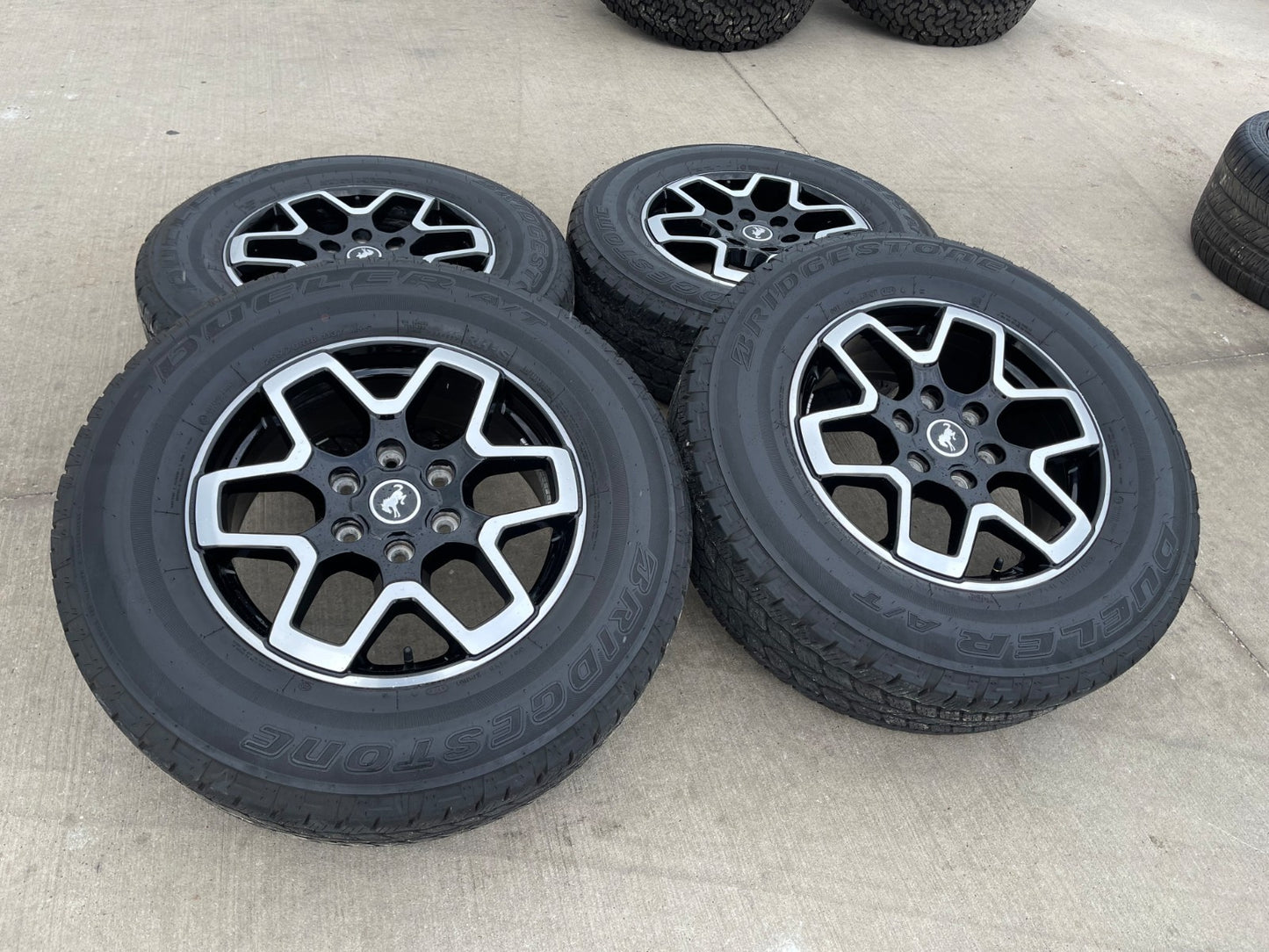 18" Ford Bronco wheels rims tires black 95213 Ranger tires BRIDGESTONE DUELER AT